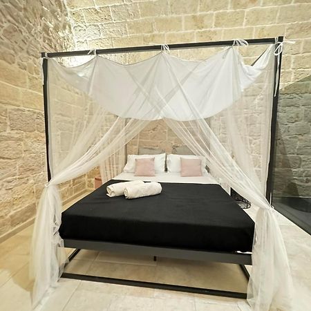 كوراتو Amale Suite 25 Medioevo Design المظهر الخارجي الصورة